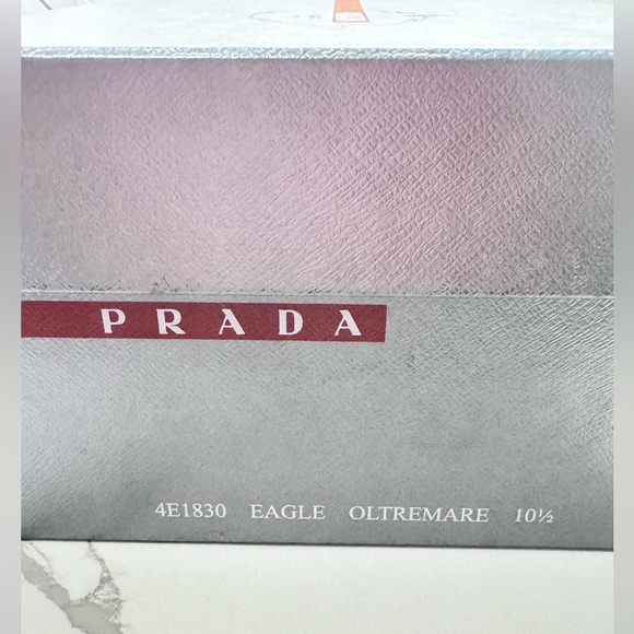 Men’s Prada Emerlad Green leather trainers - Picture 7 of 7